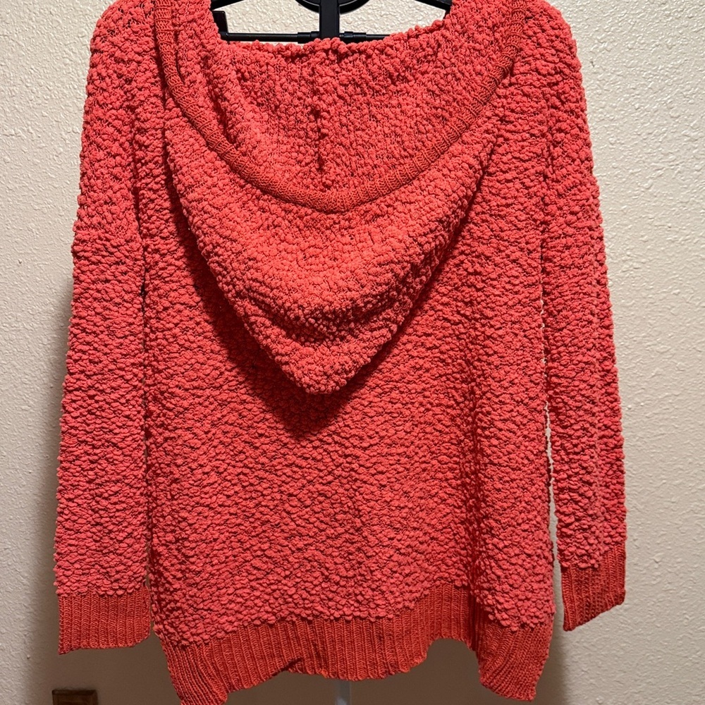 Popcorn Sweater with Hoodie in a rust knit small / medium nwt​ - Picture 6 of 6